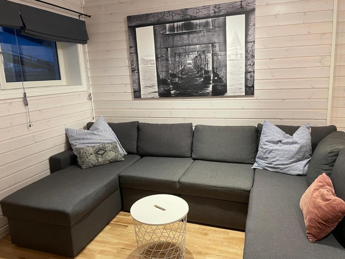Spacious 50 Sqm Apartment Close To City Centre! ทรอมโซ ภายนอก รูปภาพ